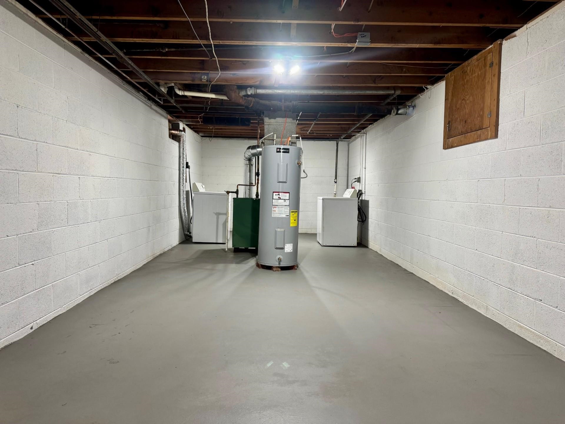 555 WATERMAN DR, HARRISONBURG, Virginia 22802, 3 Bedrooms Bedrooms, ,1 BathroomBathrooms,Residential,555 WATERMAN DR,675637 MLS # 675637