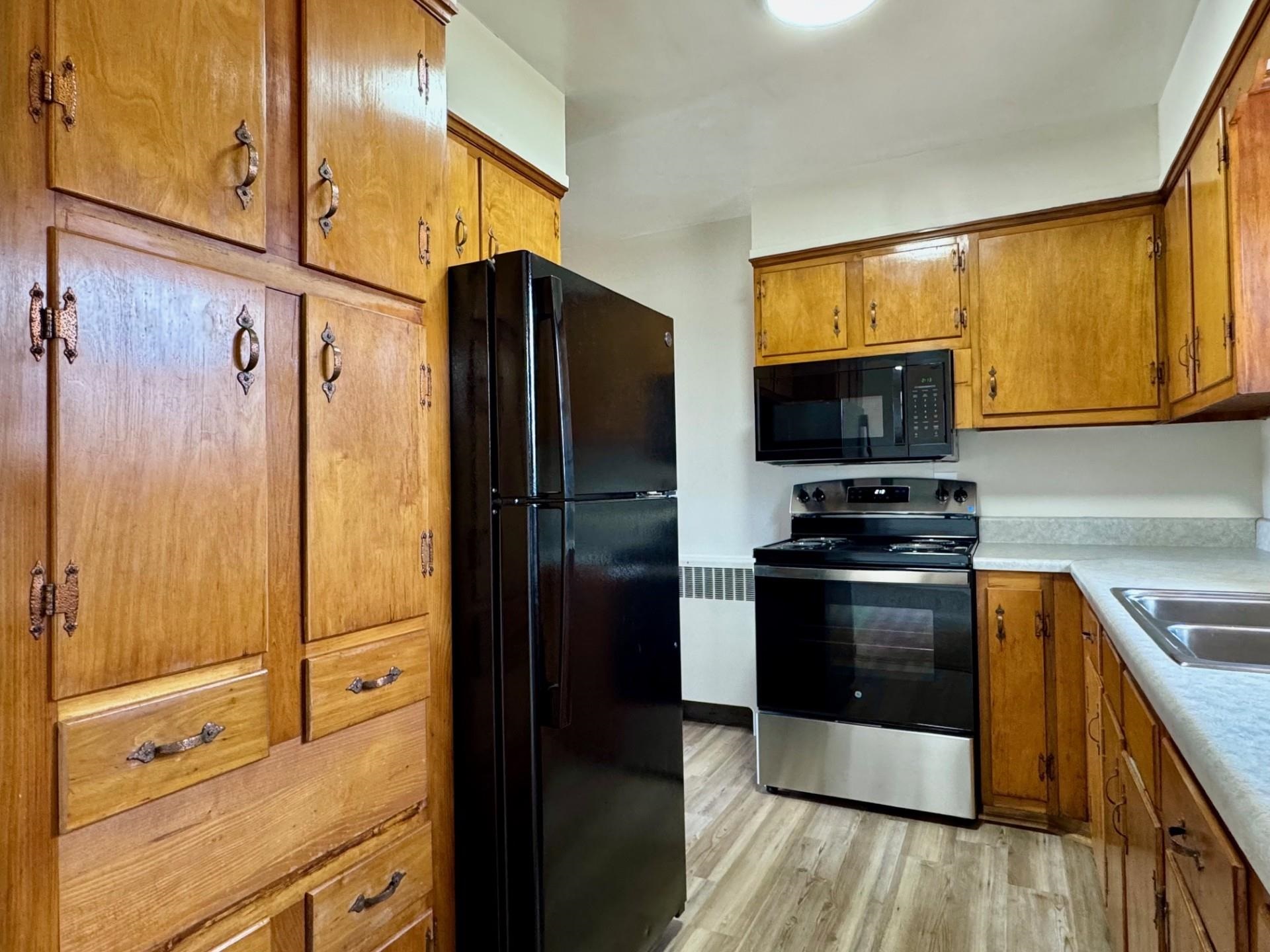 555 WATERMAN DR, HARRISONBURG, Virginia 22802, 3 Bedrooms Bedrooms, ,1 BathroomBathrooms,Residential,555 WATERMAN DR,675637 MLS # 675637