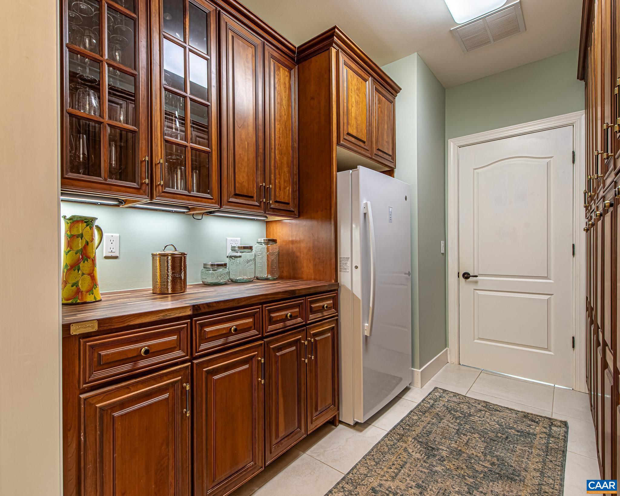 9130 TOTIER CREEK RD, SCOTTSVILLE, Virginia 24590, 4 Bedrooms Bedrooms, ,2 BathroomsBathrooms,Residential,9130 TOTIER CREEK RD,675641 MLS # 675641