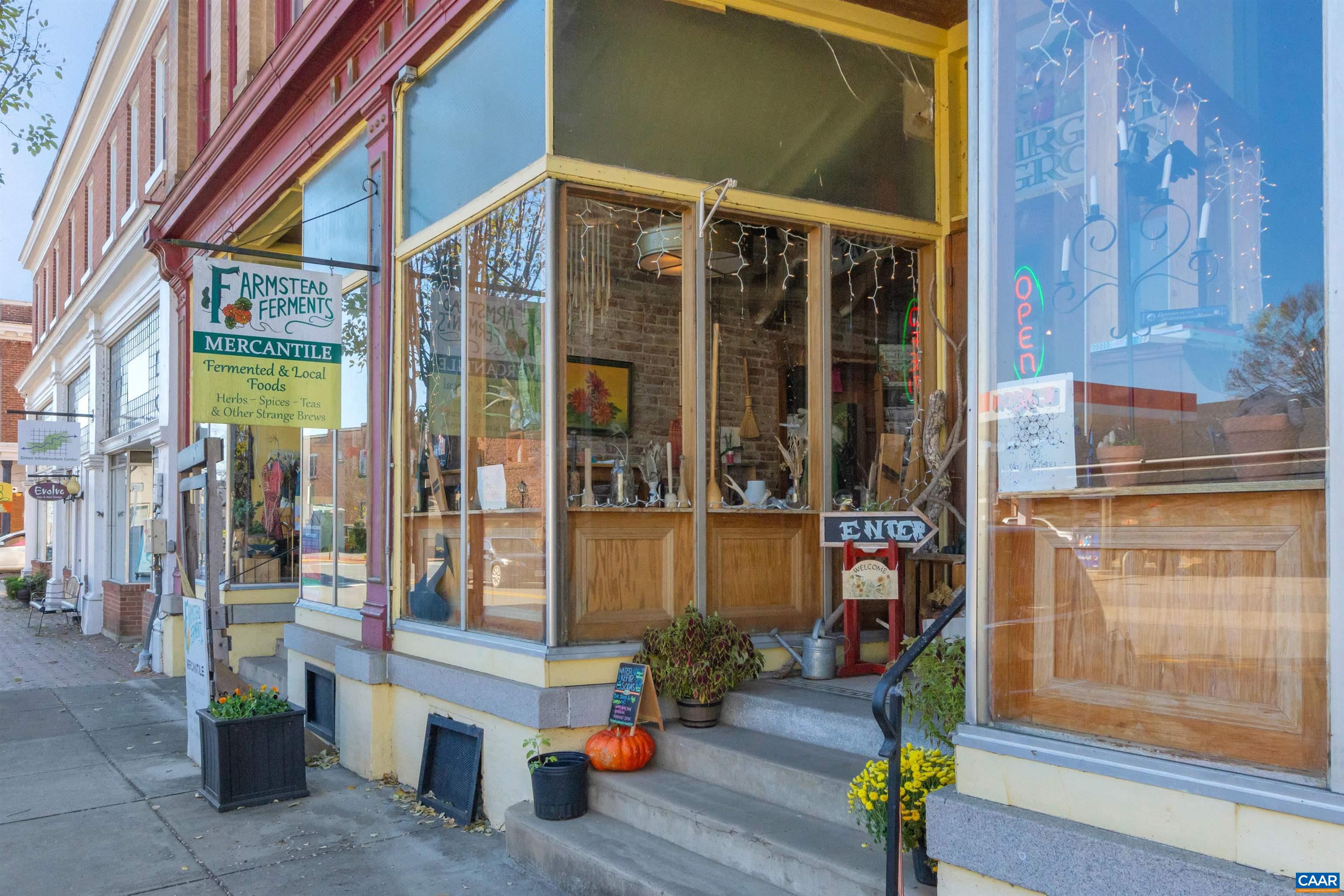 9130 TOTIER CREEK RD, SCOTTSVILLE, Virginia 24590, 4 Bedrooms Bedrooms, ,2 BathroomsBathrooms,Residential,9130 TOTIER CREEK RD,675641 MLS # 675641