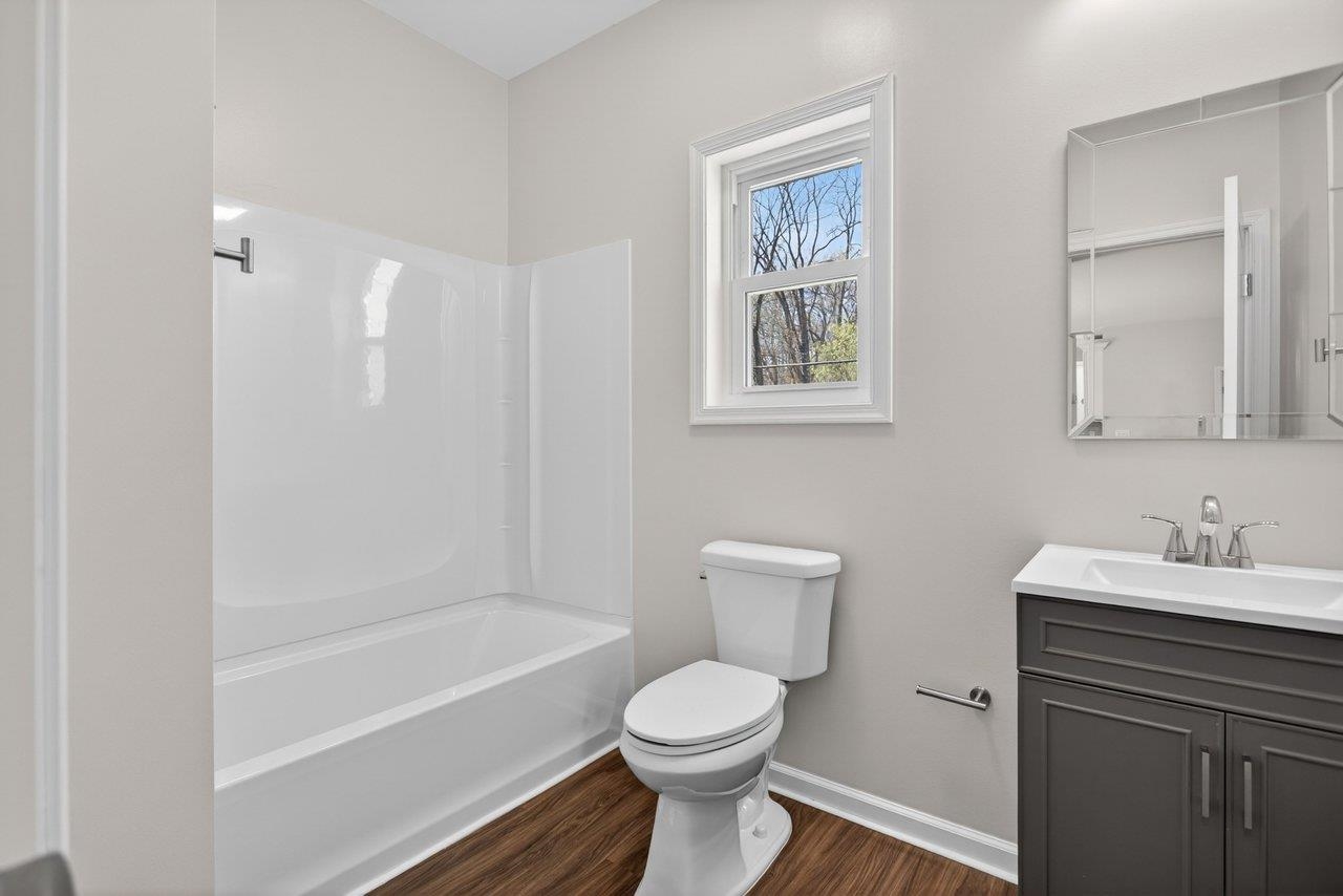 445 WIRT AVE, ELKTON, Virginia 22827, 3 Bedrooms Bedrooms, ,2 BathroomsBathrooms,Residential,445 WIRT AVE,675648 MLS # 675648