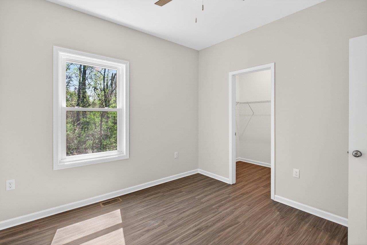 445 WIRT AVE, ELKTON, Virginia 22827, 3 Bedrooms Bedrooms, ,2 BathroomsBathrooms,Residential,445 WIRT AVE,675648 MLS # 675648