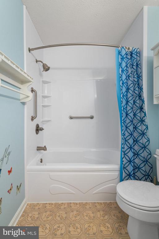 6730 W FORBES PL W, BEALETON, Virginia, 4 Bedrooms Bedrooms, ,2 BathroomsBathrooms,Residential,6730 W FORBES PL W,VAFQ2020882 MLS # VAFQ2020882 6730 W FORBES PL W, BEALETON, Virginia, 4 Bedrooms Bedrooms, ,2 BathroomsBathrooms,Residential,6730 W FORBES PL W,VAFQ2020882 MLS # VAFQ2020882