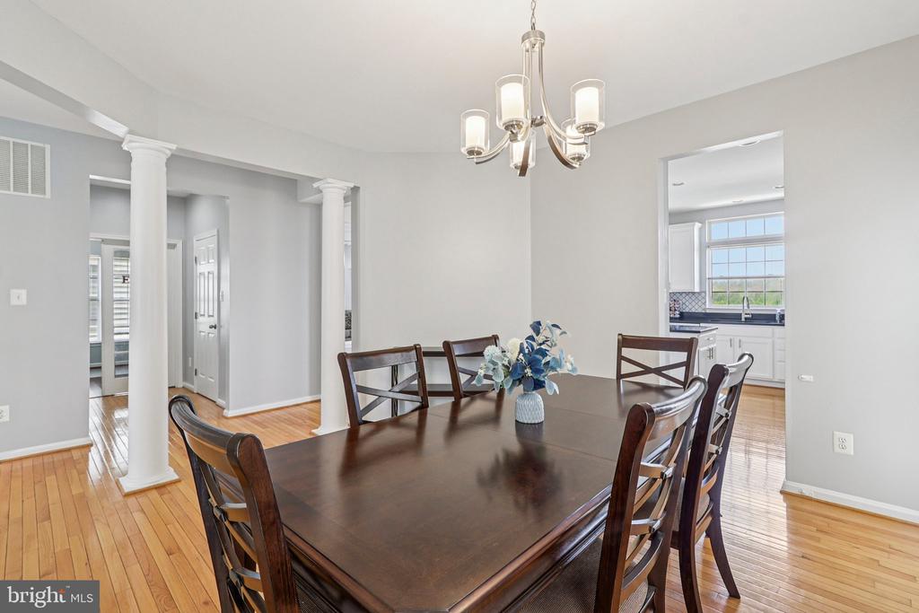 5225 WINDBREAK DR, FREDERICKSBURG, Virginia 22407, 4 Bedrooms Bedrooms, ,3 BathroomsBathrooms,Residential,5225 WINDBREAK DR,VASP2040612 MLS # VASP2040612