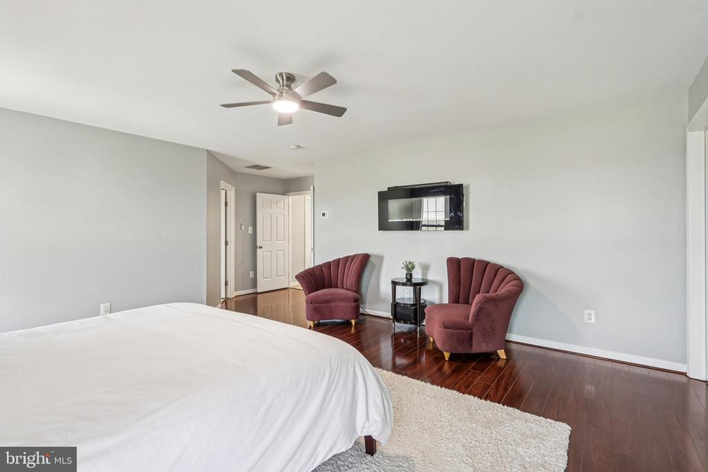 5225 WINDBREAK DR, FREDERICKSBURG, Virginia 22407, 4 Bedrooms Bedrooms, ,3 BathroomsBathrooms,Residential,5225 WINDBREAK DR,VASP2040612 MLS # VASP2040612