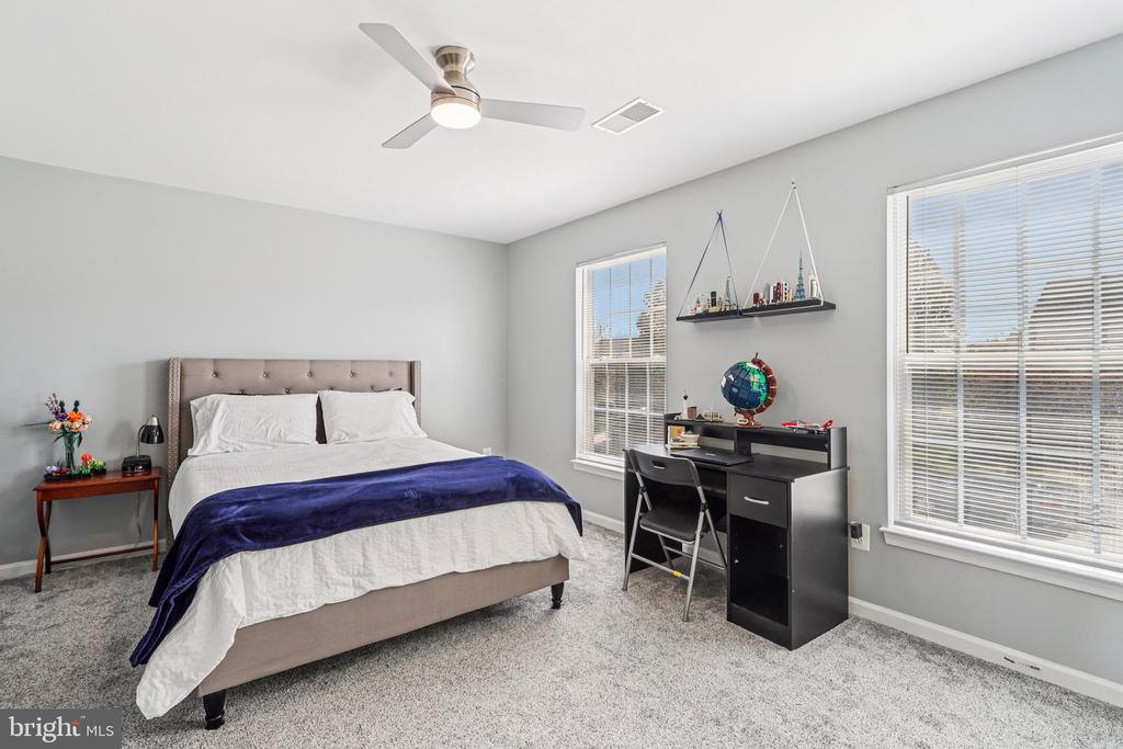 5225 WINDBREAK DR, FREDERICKSBURG, Virginia 22407, 4 Bedrooms Bedrooms, ,3 BathroomsBathrooms,Residential,5225 WINDBREAK DR,VASP2040612 MLS # VASP2040612