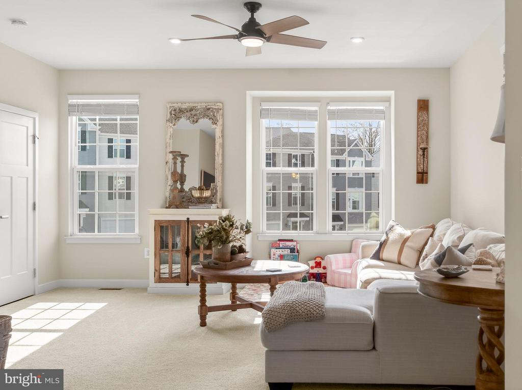 1724 SCENIC LOOP, CULPEPER, Virginia 22701, 3 Bedrooms Bedrooms, ,2 BathroomsBathrooms,Residential,1724 SCENIC LOOP,VACU2013232 MLS # VACU2013232