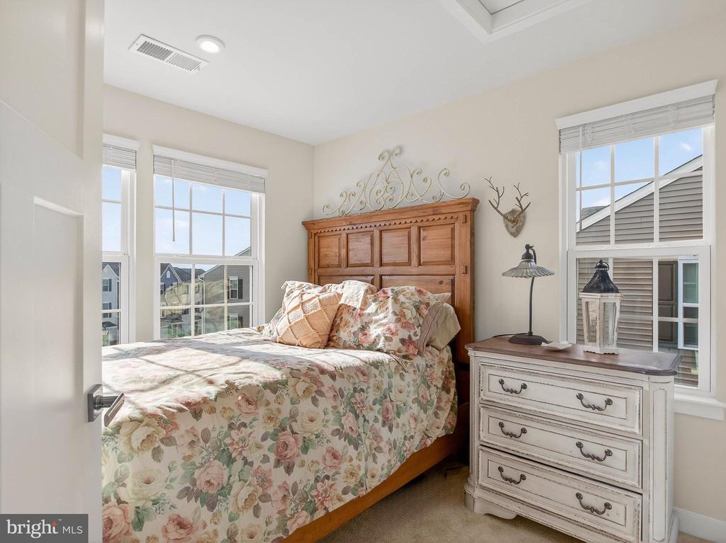 1724 SCENIC LOOP, CULPEPER, Virginia 22701, 3 Bedrooms Bedrooms, ,2 BathroomsBathrooms,Residential,1724 SCENIC LOOP,VACU2013232 MLS # VACU2013232