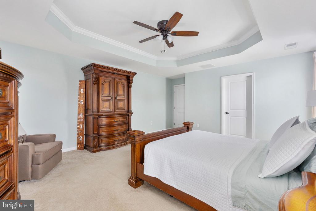 2518 CORNELL DR, FREDERICKSBURG, Virginia 22408, 4 Bedrooms Bedrooms, ,2 BathroomsBathrooms,Residential,2518 CORNELL DR,VASP2040678 MLS # VASP2040678