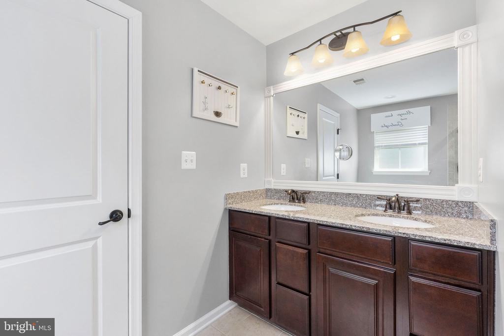 2518 CORNELL DR, FREDERICKSBURG, Virginia 22408, 4 Bedrooms Bedrooms, ,2 BathroomsBathrooms,Residential,2518 CORNELL DR,VASP2040678 MLS # VASP2040678