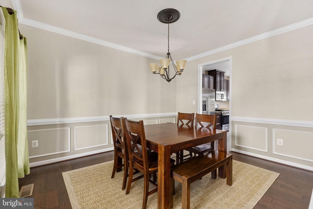 2518 CORNELL DR, FREDERICKSBURG, Virginia 22408, 4 Bedrooms Bedrooms, ,2 BathroomsBathrooms,Residential,2518 CORNELL DR,VASP2040678 MLS # VASP2040678