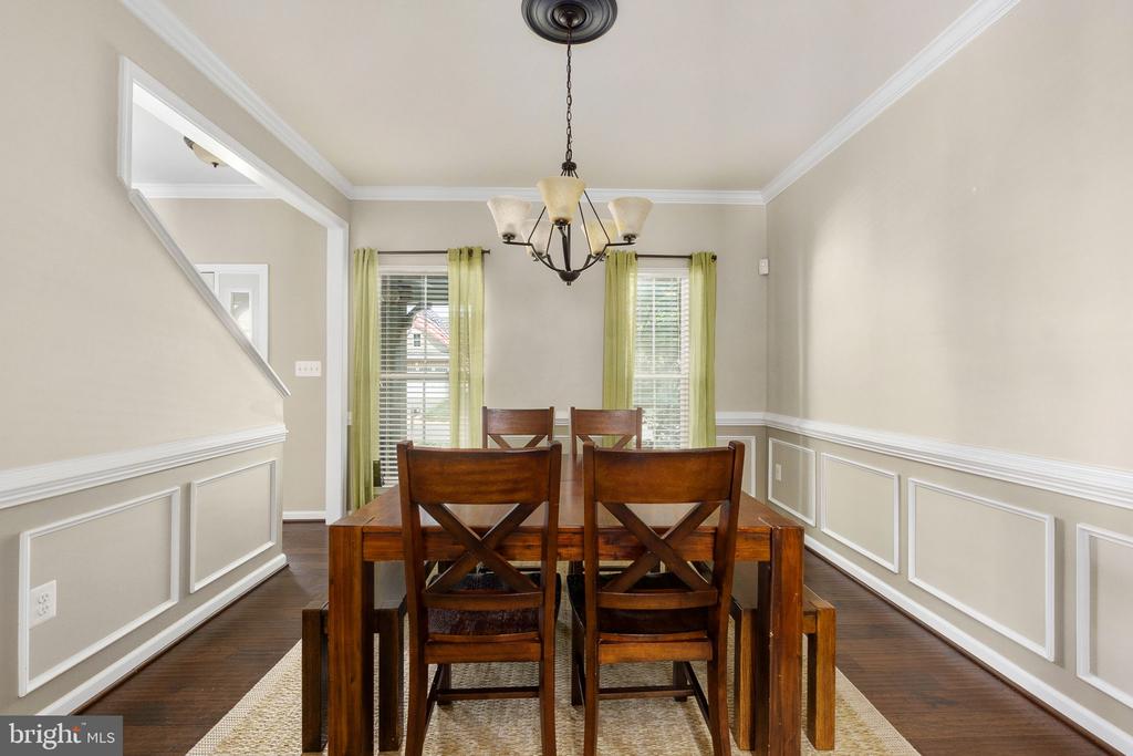 2518 CORNELL DR, FREDERICKSBURG, Virginia 22408, 4 Bedrooms Bedrooms, ,2 BathroomsBathrooms,Residential,2518 CORNELL DR,VASP2040678 MLS # VASP2040678