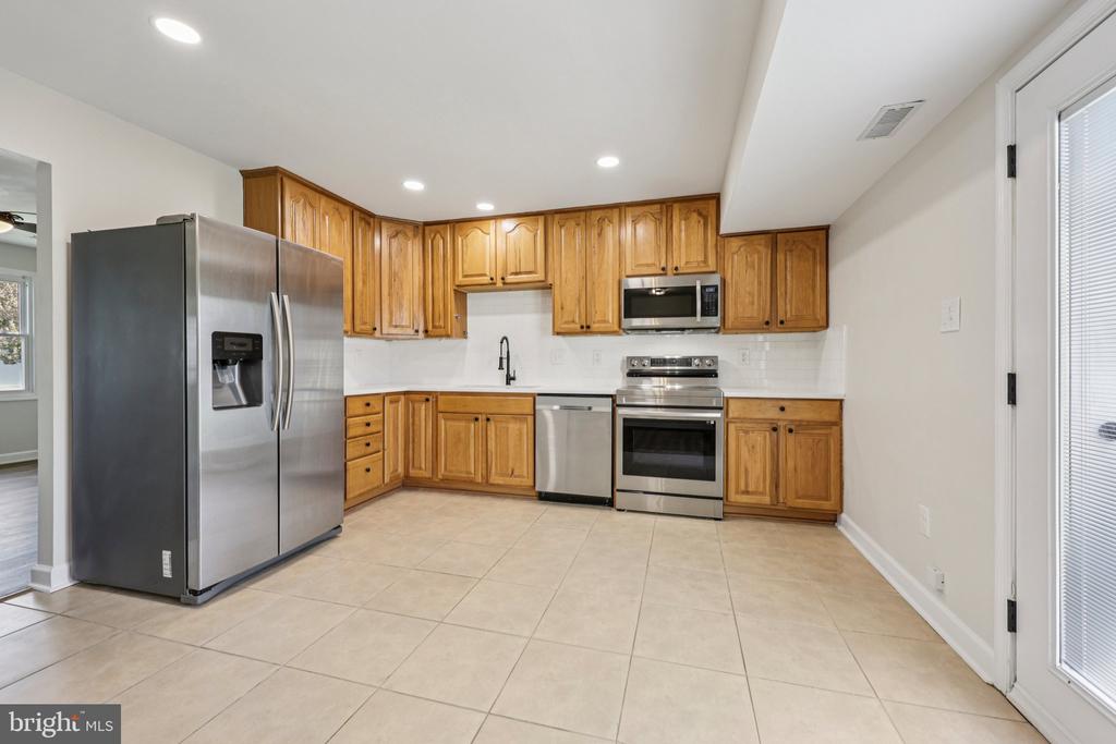 5122 PECAN DR, FREDERICKSBURG, Virginia 22407, 3 Bedrooms Bedrooms, ,1 BathroomBathrooms,Residential,5122 PECAN DR,VASP2040340 MLS # VASP2040340