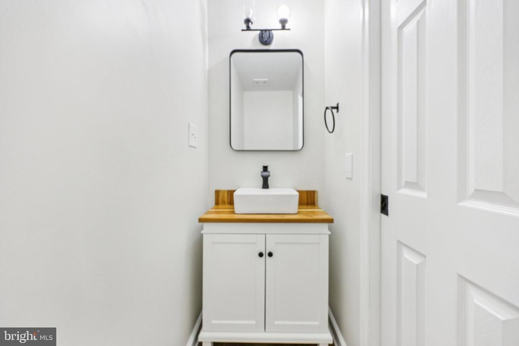 5122 PECAN DR, FREDERICKSBURG, Virginia 22407, 3 Bedrooms Bedrooms, ,1 BathroomBathrooms,Residential,5122 PECAN DR,VASP2040340 MLS # VASP2040340