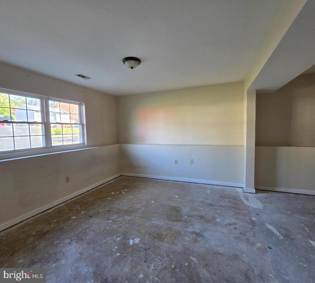 11913 HUNTING RIDGE DR, FREDERICKSBURG, Virginia 22407, 3 Bedrooms Bedrooms, ,2 BathroomsBathrooms,Residential,FALCON RIDGE,11913 HUNTING RIDGE DR,VASP2040852 MLS # VASP2040852