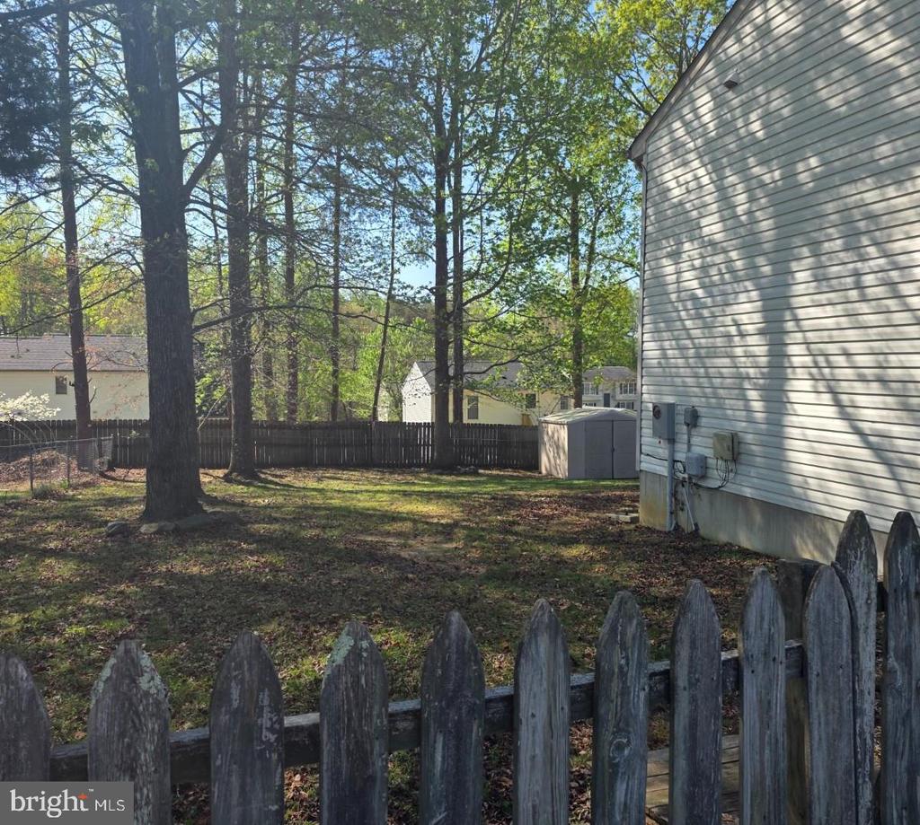 11913 HUNTING RIDGE DR, FREDERICKSBURG, Virginia 22407, 3 Bedrooms Bedrooms, ,2 BathroomsBathrooms,Residential,FALCON RIDGE,11913 HUNTING RIDGE DR,VASP2040852 MLS # VASP2040852