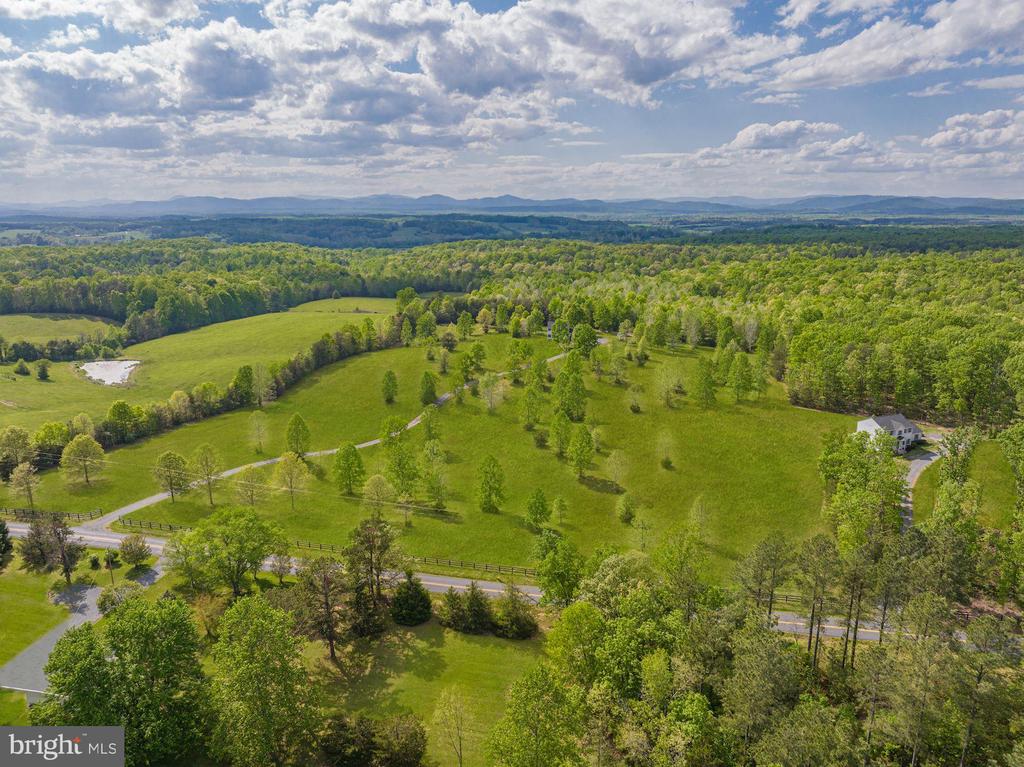 845 RACCOON RIDGE RD, SCOTTSVILLE, Virginia 24590, 4 Bedrooms Bedrooms, ,2 BathroomsBathrooms,Residential,845 RACCOON RIDGE RD,VAAB2001198 MLS # VAAB2001198