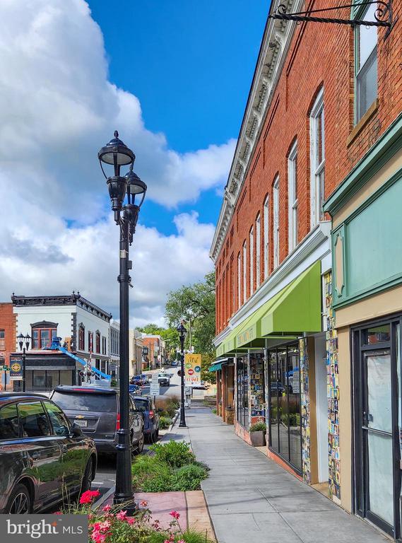 136 ALMOND ST, ORANGE, Virginia 22960, 4 Bedrooms Bedrooms, ,2 BathroomsBathrooms,Residential,136 ALMOND ST,VAOR2013798 MLS # VAOR2013798 136 ALMOND ST, ORANGE, Virginia 22960, 4 Bedrooms Bedrooms, ,2 BathroomsBathrooms,Residential,136 ALMOND ST,VAOR2013798 MLS # VAOR2013798