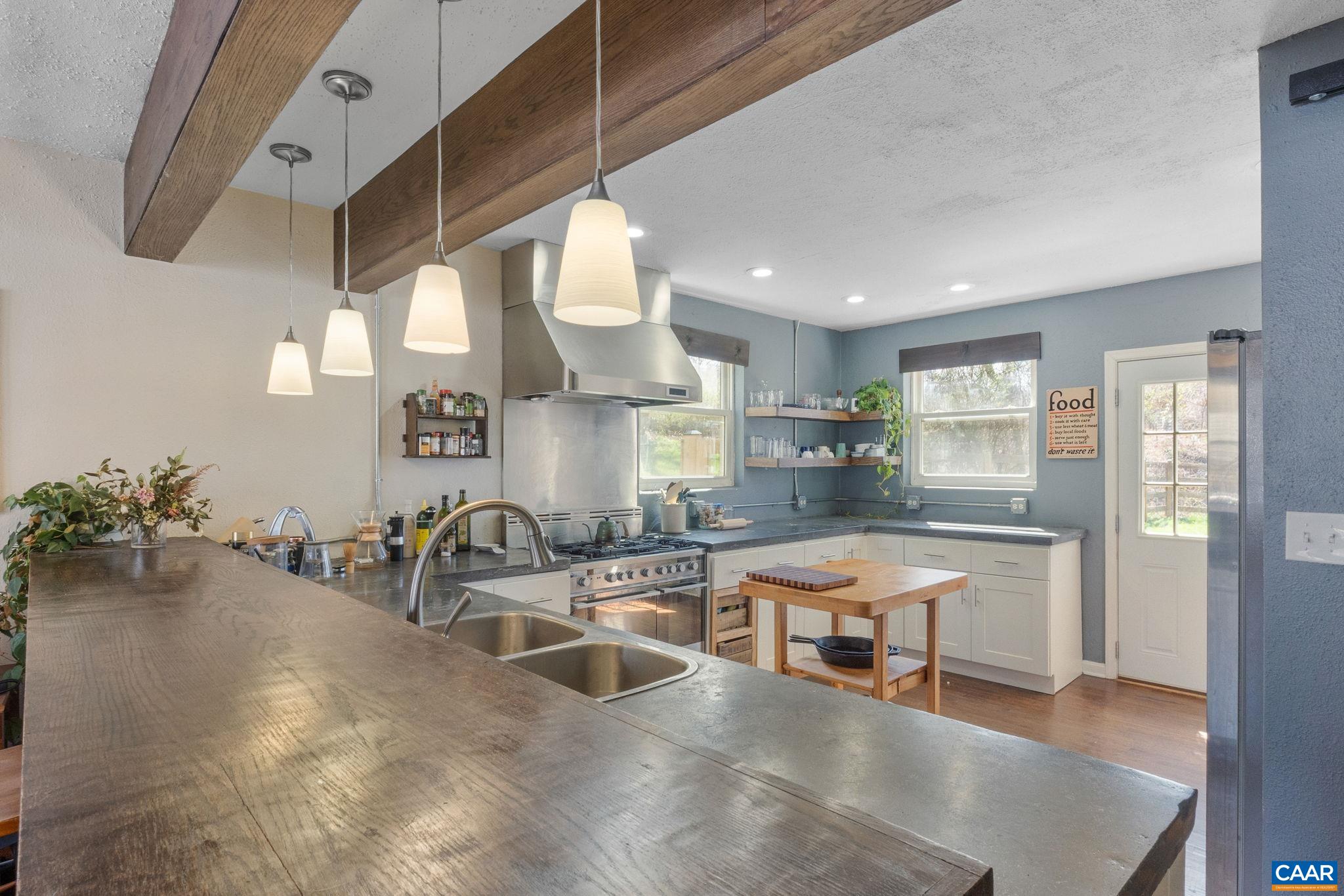 502 DRUID AVE, CHARLOTTESVILLE, Virginia 22902, 3 Bedrooms Bedrooms, ,1 BathroomBathrooms,Residential,502 DRUID AVE,675335 MLS # 675335 502 DRUID AVE, CHARLOTTESVILLE, Virginia 22902, 3 Bedrooms Bedrooms, ,1 BathroomBathrooms,Residential,502 DRUID AVE,675335 MLS # 675335