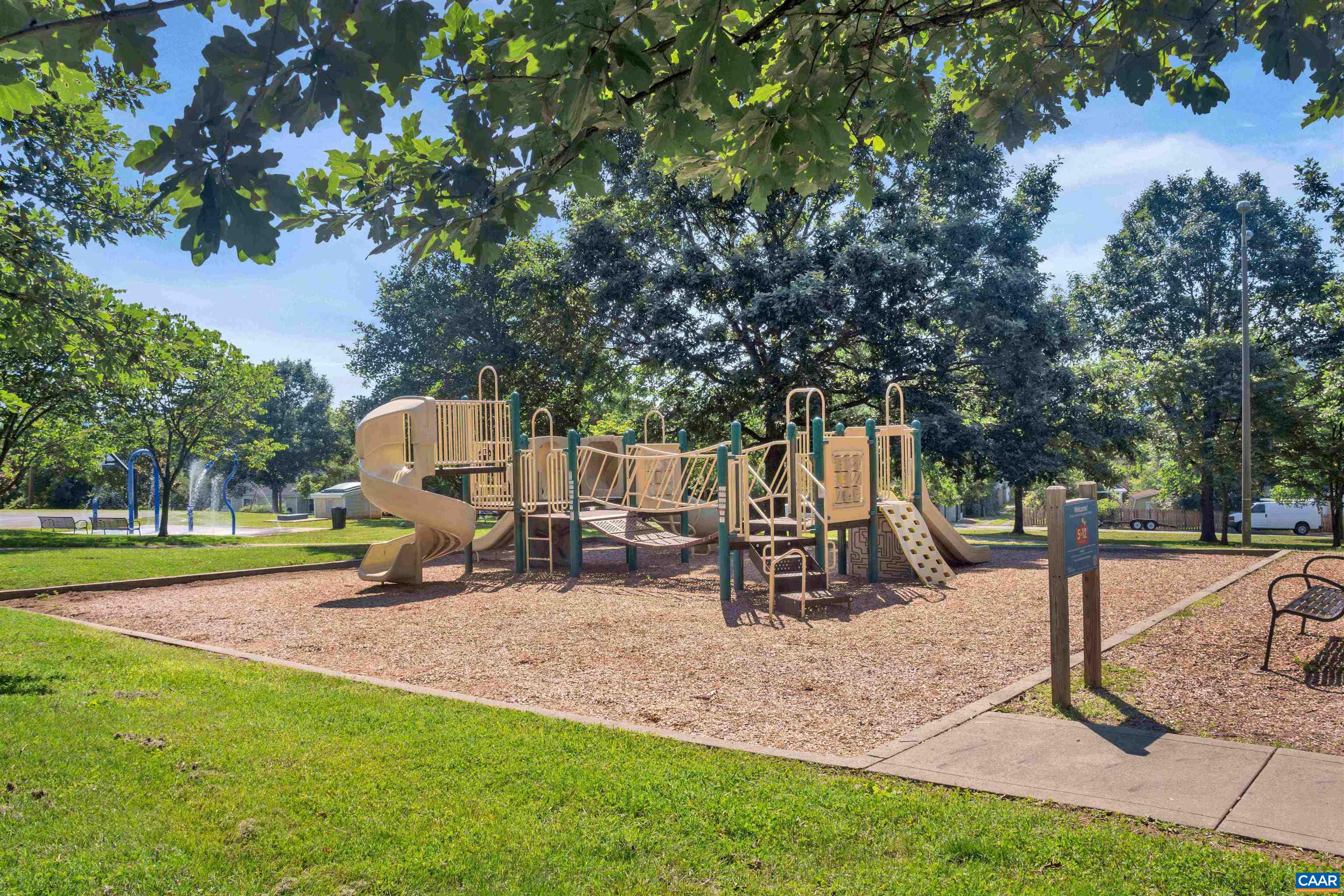 502 DRUID AVE, CHARLOTTESVILLE, Virginia 22902, 3 Bedrooms Bedrooms, ,1 BathroomBathrooms,Residential,502 DRUID AVE,675335 MLS # 675335 502 DRUID AVE, CHARLOTTESVILLE, Virginia 22902, 3 Bedrooms Bedrooms, ,1 BathroomBathrooms,Residential,502 DRUID AVE,675335 MLS # 675335