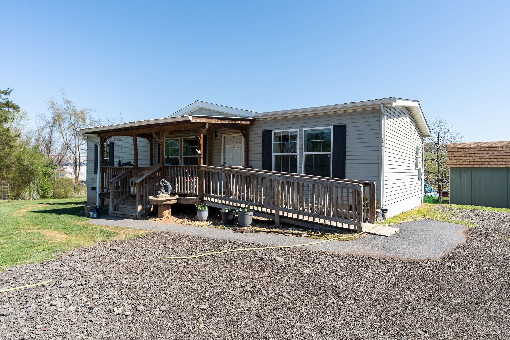 2061 CECIL WAMPLER RD, MOUNT CRAWFORD, Virginia 22841, 4 Bedrooms Bedrooms, ,2 BathroomsBathrooms,Residential,2061 CECIL WAMPLER RD,675649 MLS # 675649