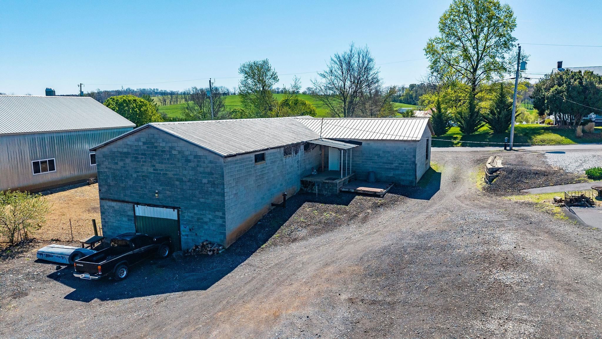 2061 CECIL WAMPLER RD, MOUNT CRAWFORD, Virginia 22841, 4 Bedrooms Bedrooms, ,2 BathroomsBathrooms,Residential,2061 CECIL WAMPLER RD,675649 MLS # 675649