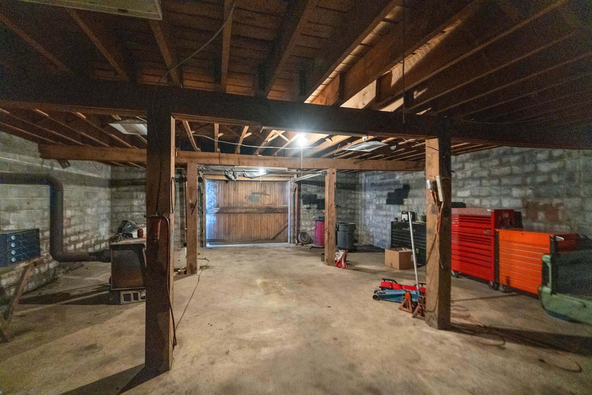 2061 CECIL WAMPLER RD, MOUNT CRAWFORD, Virginia 22841, 4 Bedrooms Bedrooms, ,2 BathroomsBathrooms,Residential,2061 CECIL WAMPLER RD,675649 MLS # 675649