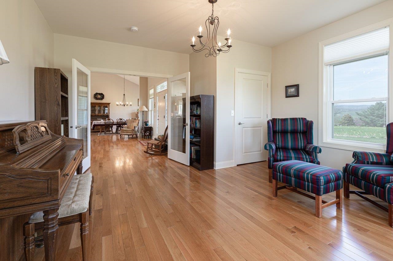 4288 ZION CHURCH RD, BROADWAY, Virginia 22815, 4 Bedrooms Bedrooms, ,3 BathroomsBathrooms,Residential,4288 ZION CHURCH RD,675654 MLS # 675654