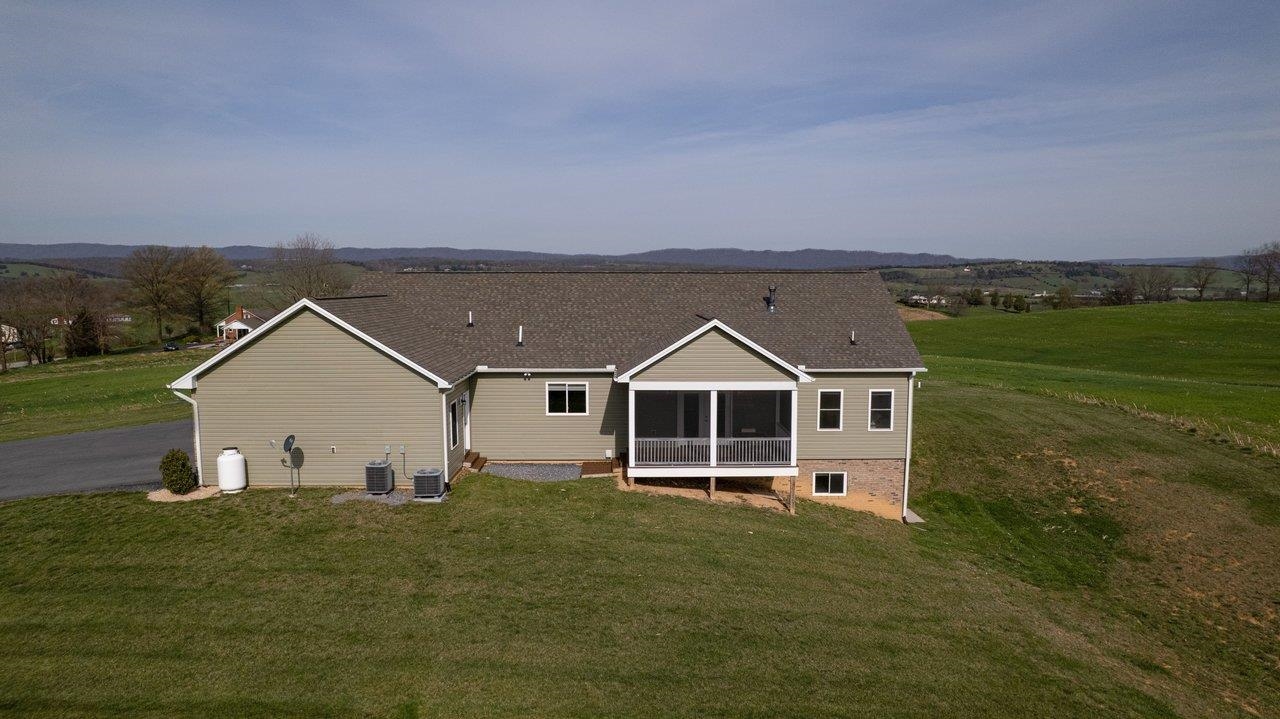 4288 ZION CHURCH RD, BROADWAY, Virginia 22815, 4 Bedrooms Bedrooms, ,3 BathroomsBathrooms,Residential,4288 ZION CHURCH RD,675654 MLS # 675654