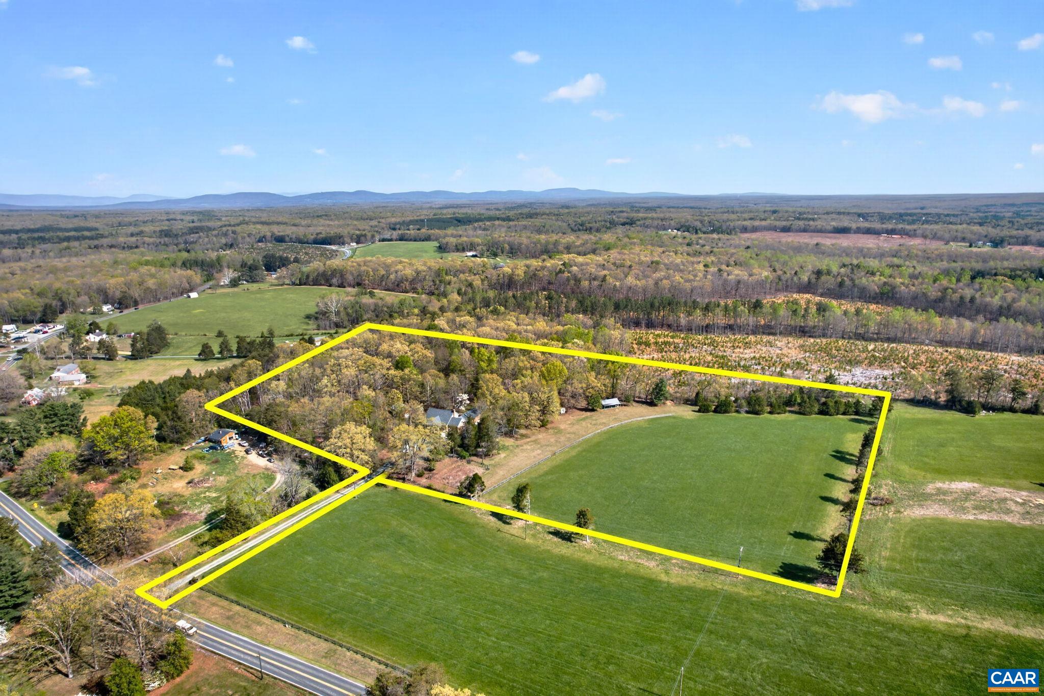 3132 THOMAS JEFFERSON PKWY, PALMYRA, Virginia 22963, 4 Bedrooms Bedrooms, ,4 BathroomsBathrooms,Residential,3132 THOMAS JEFFERSON PKWY,675656 MLS # 675656