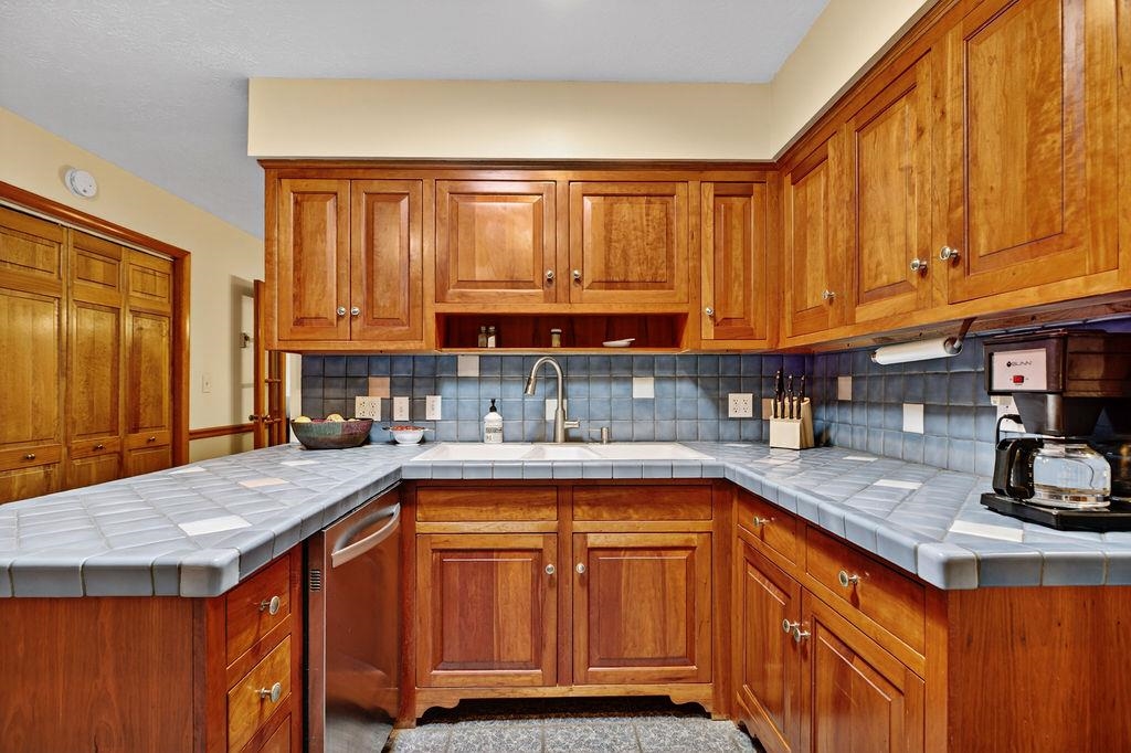 329 RED HILL RD, FAIRFIELD, Virginia 24435, 3 Bedrooms Bedrooms, ,3 BathroomsBathrooms,Residential,329 RED HILL RD,675659 MLS # 675659