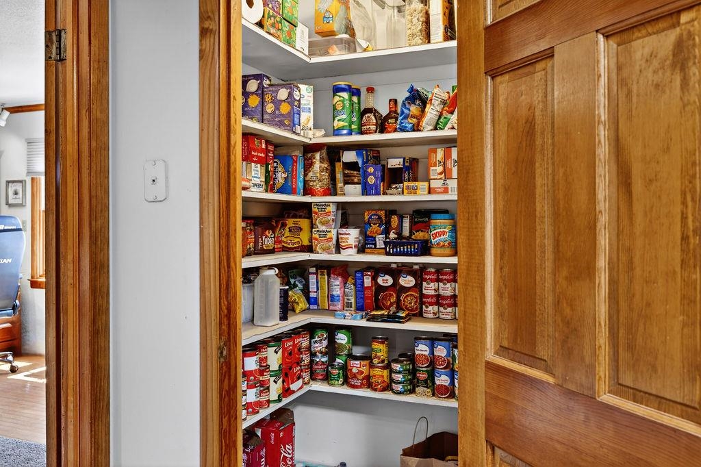 329 RED HILL RD, FAIRFIELD, Virginia 24435, 3 Bedrooms Bedrooms, ,3 BathroomsBathrooms,Residential,329 RED HILL RD,675659 MLS # 675659