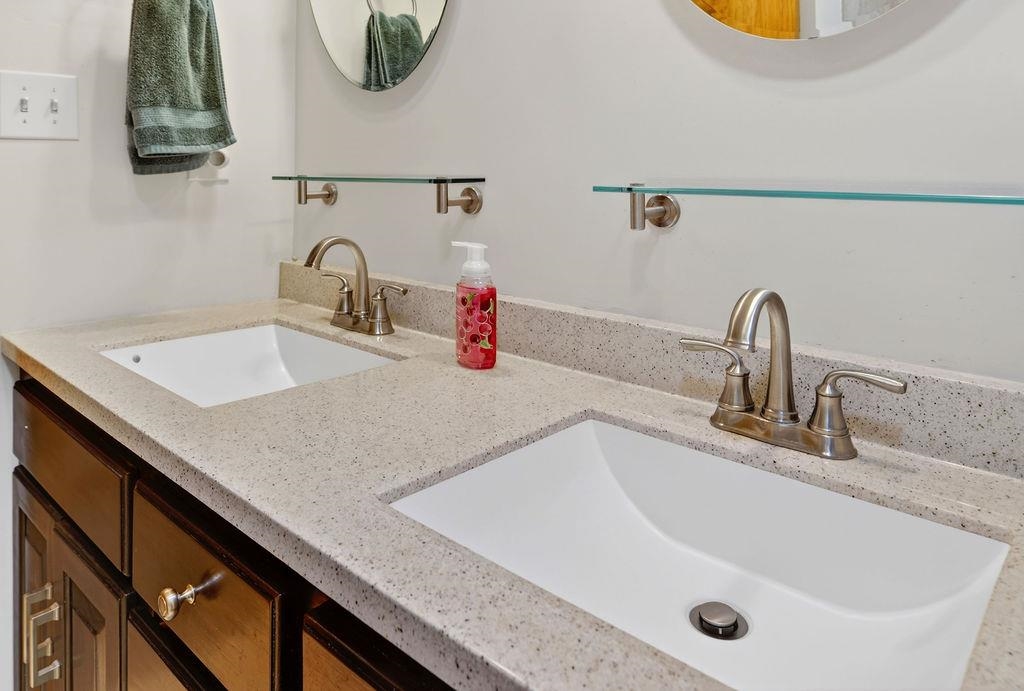 329 RED HILL RD, FAIRFIELD, Virginia 24435, 3 Bedrooms Bedrooms, ,3 BathroomsBathrooms,Residential,329 RED HILL RD,675659 MLS # 675659