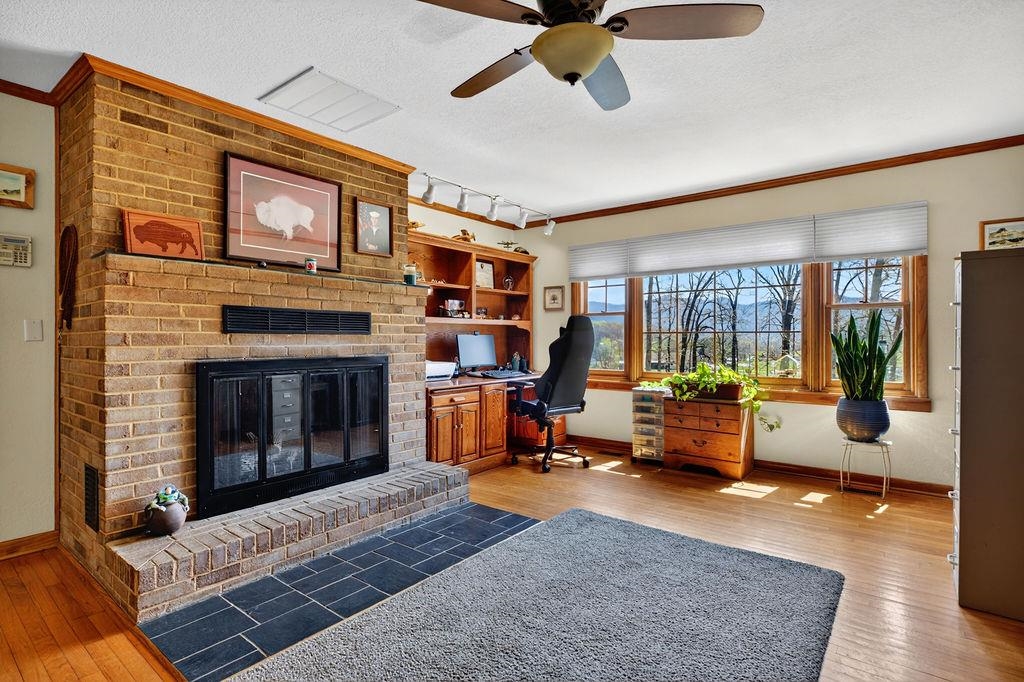 329 RED HILL RD, FAIRFIELD, Virginia 24435, 3 Bedrooms Bedrooms, ,3 BathroomsBathrooms,Residential,329 RED HILL RD,675659 MLS # 675659