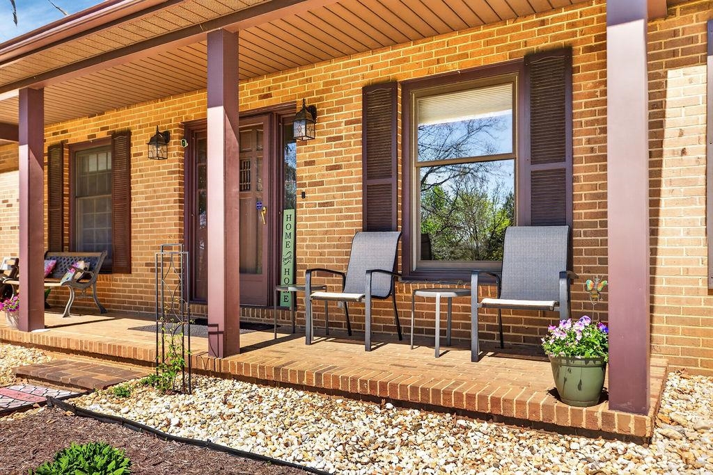 329 RED HILL RD, FAIRFIELD, Virginia 24435, 3 Bedrooms Bedrooms, ,3 BathroomsBathrooms,Residential,329 RED HILL RD,675659 MLS # 675659