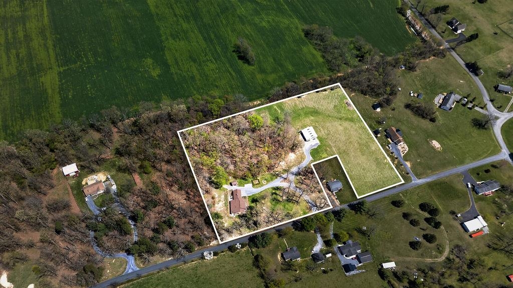 329 RED HILL RD, FAIRFIELD, Virginia 24435, 3 Bedrooms Bedrooms, ,3 BathroomsBathrooms,Residential,329 RED HILL RD,675659 MLS # 675659