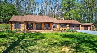 329 RED HILL RD, FAIRFIELD, Virginia 24435, 3 Bedrooms Bedrooms, ,3 BathroomsBathrooms,Residential,329 RED HILL RD,675659 MLS # 675659