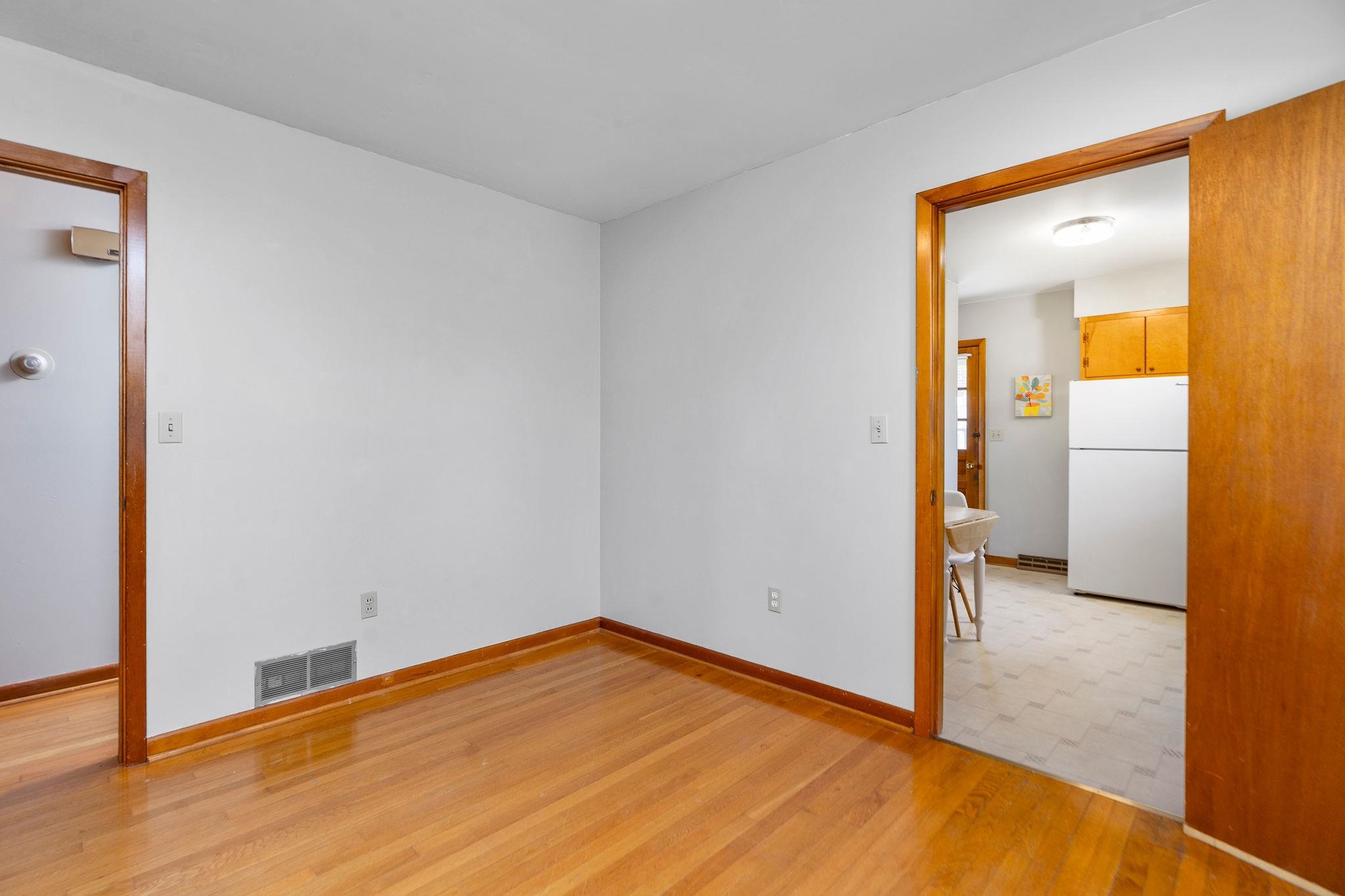 2209 THIRD ST, STAUNTON, Virginia 24401, 3 Bedrooms Bedrooms, ,1 BathroomBathrooms,Residential,2209 THIRD ST,675662 MLS # 675662