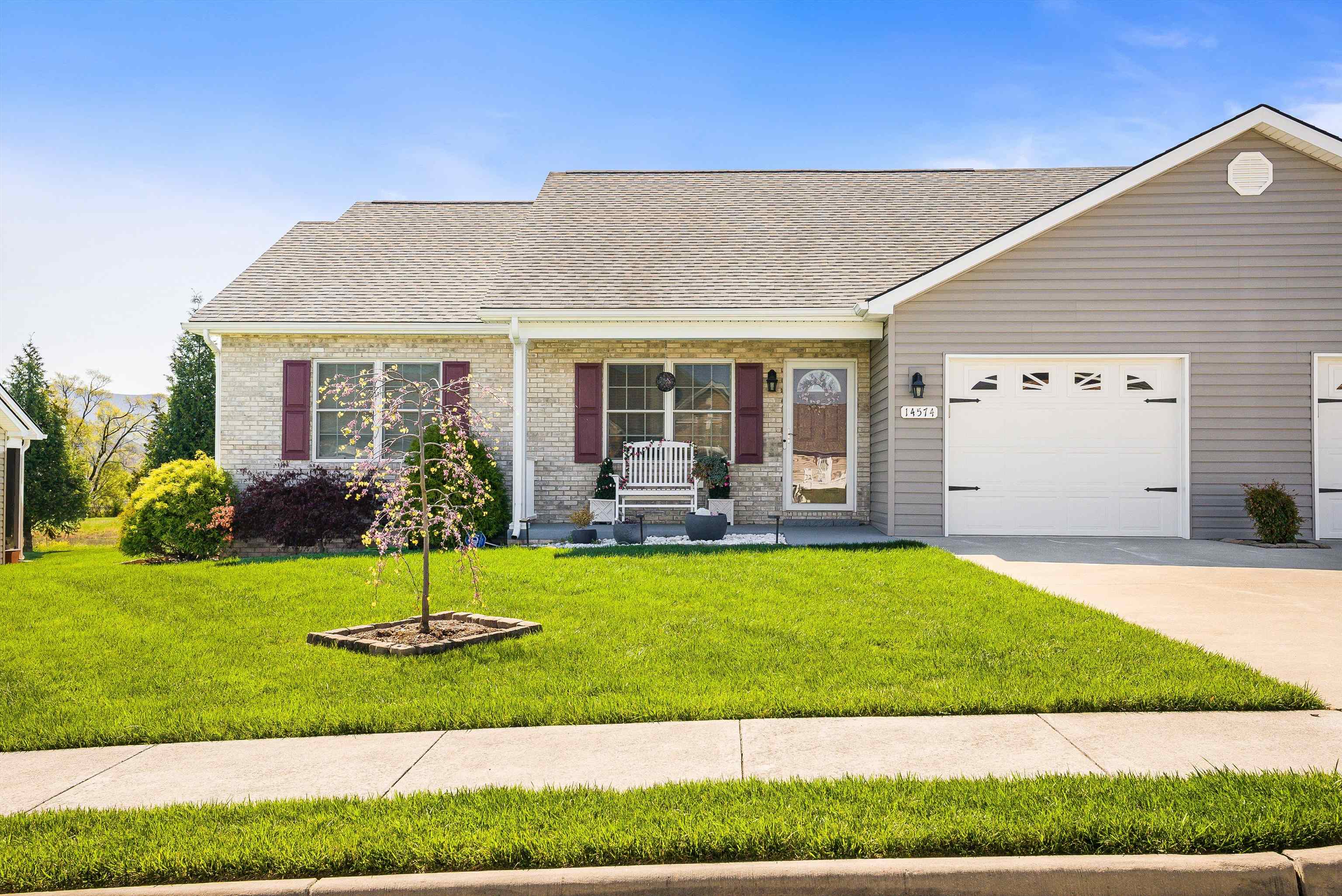 14574 VINNY CT, ELKTON, Virginia 22827, 2 Bedrooms Bedrooms, ,2 BathroomsBathrooms,Residential,14574 VINNY CT,675663 MLS # 675663