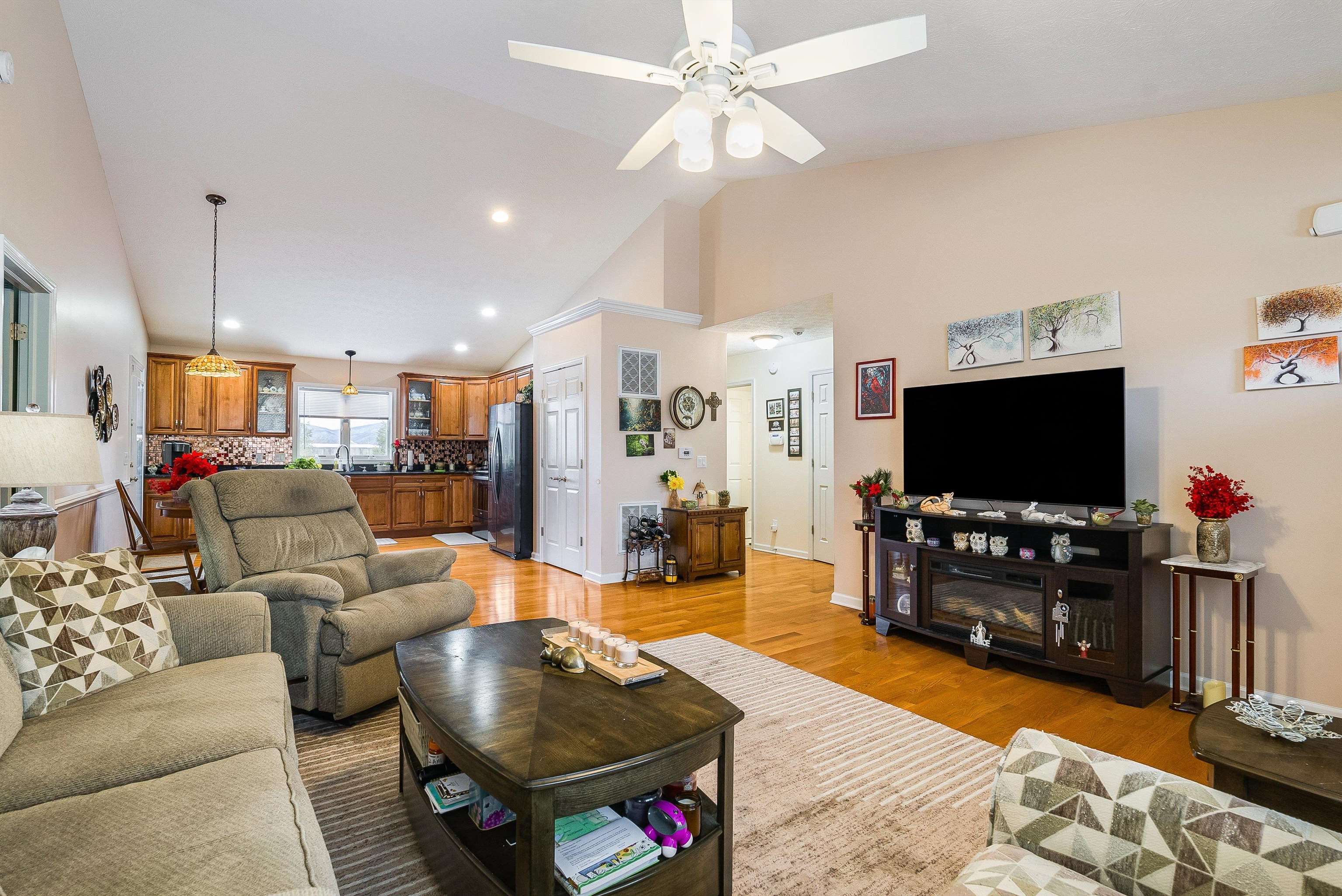 14574 VINNY CT, ELKTON, Virginia 22827, 2 Bedrooms Bedrooms, ,2 BathroomsBathrooms,Residential,14574 VINNY CT,675663 MLS # 675663