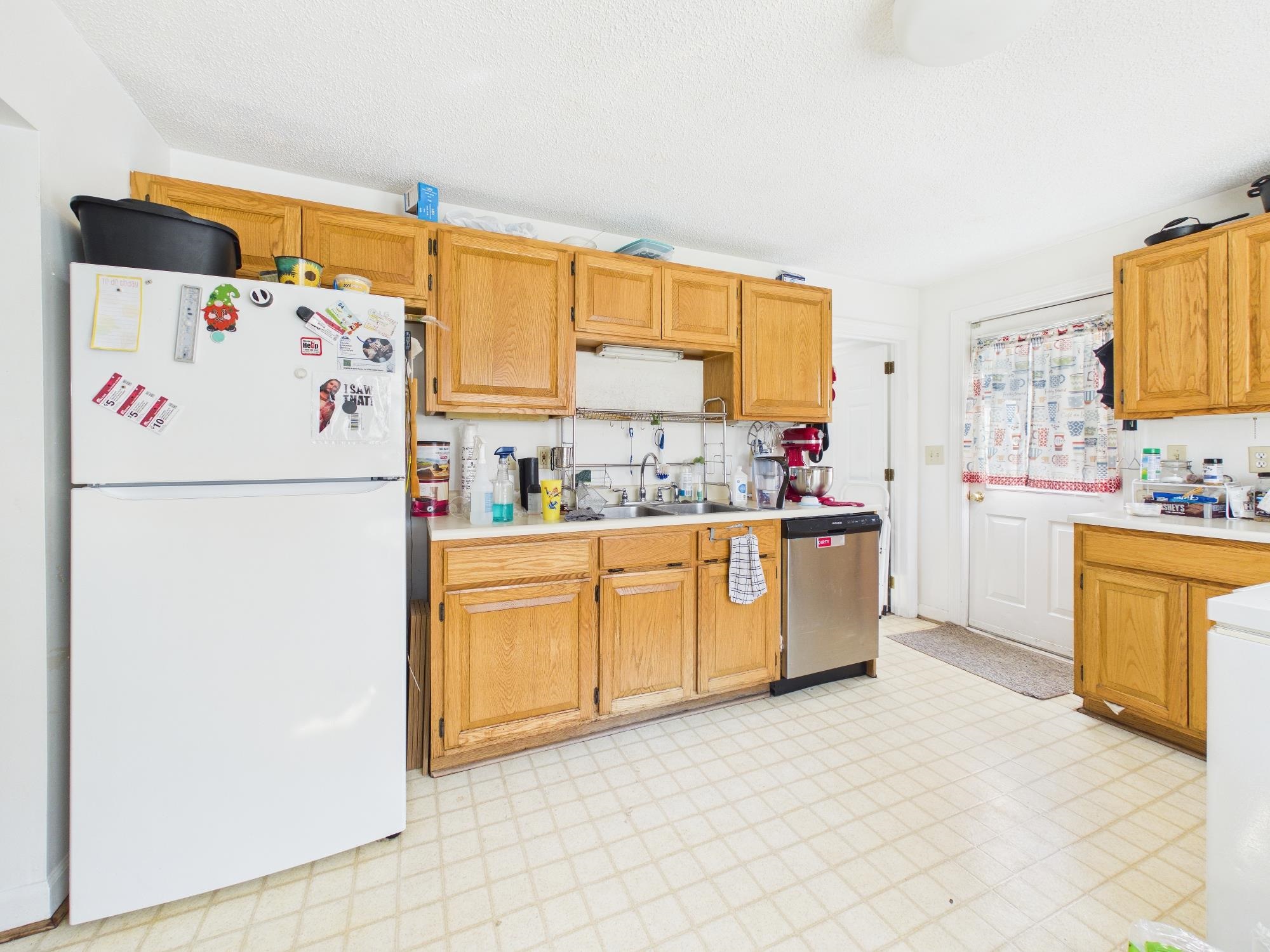 417 W SPRING AVE, ELKTON, Virginia 22827, 5 Bedrooms Bedrooms, ,2 BathroomsBathrooms,Residential,417 W SPRING AVE,675666 MLS # 675666