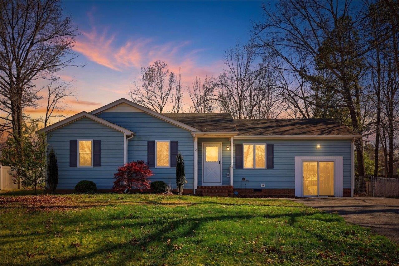 13 KINGSTON CT, STUARTS DRAFT, Virginia 24477, 3 Bedrooms Bedrooms, ,2 BathroomsBathrooms,Residential,13 KINGSTON CT,675667 MLS # 675667