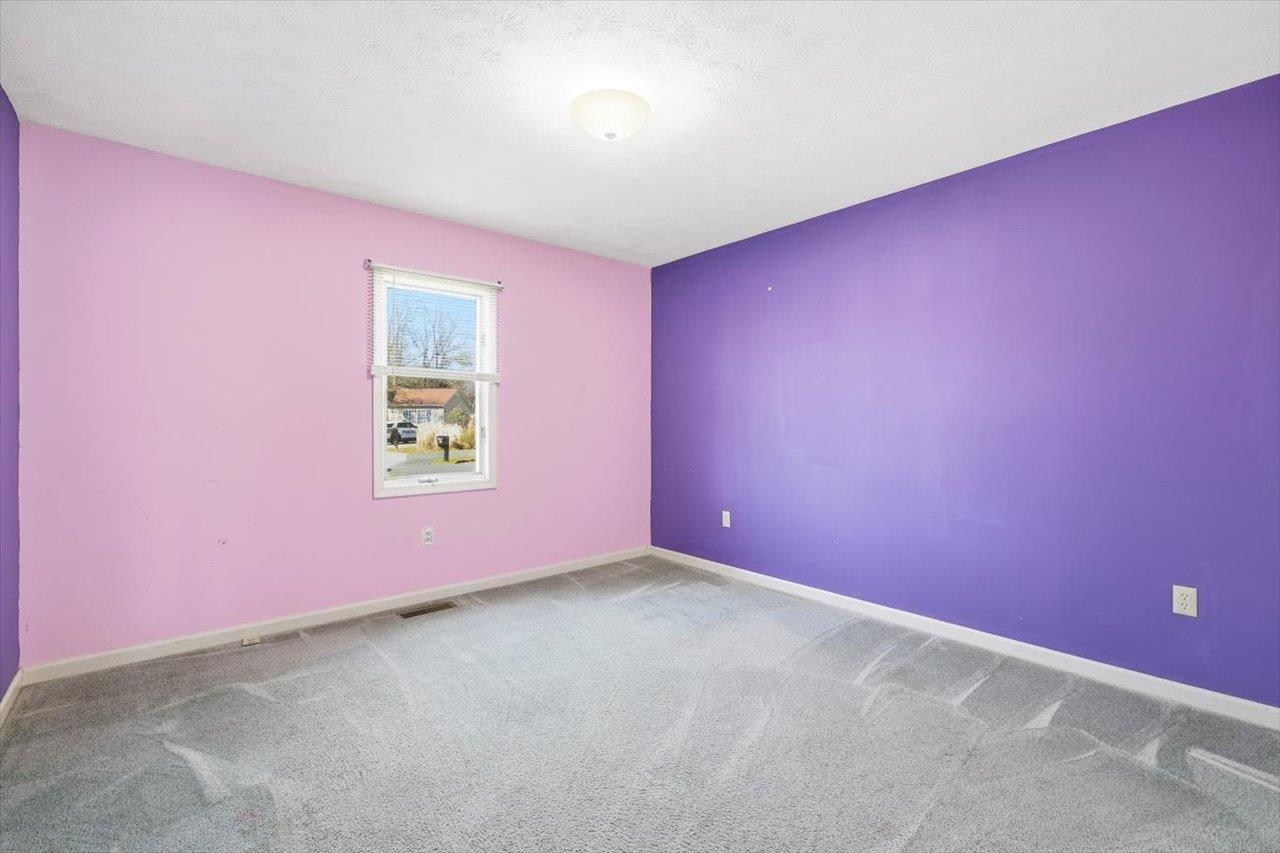 13 KINGSTON CT, STUARTS DRAFT, Virginia 24477, 3 Bedrooms Bedrooms, ,2 BathroomsBathrooms,Residential,13 KINGSTON CT,675667 MLS # 675667