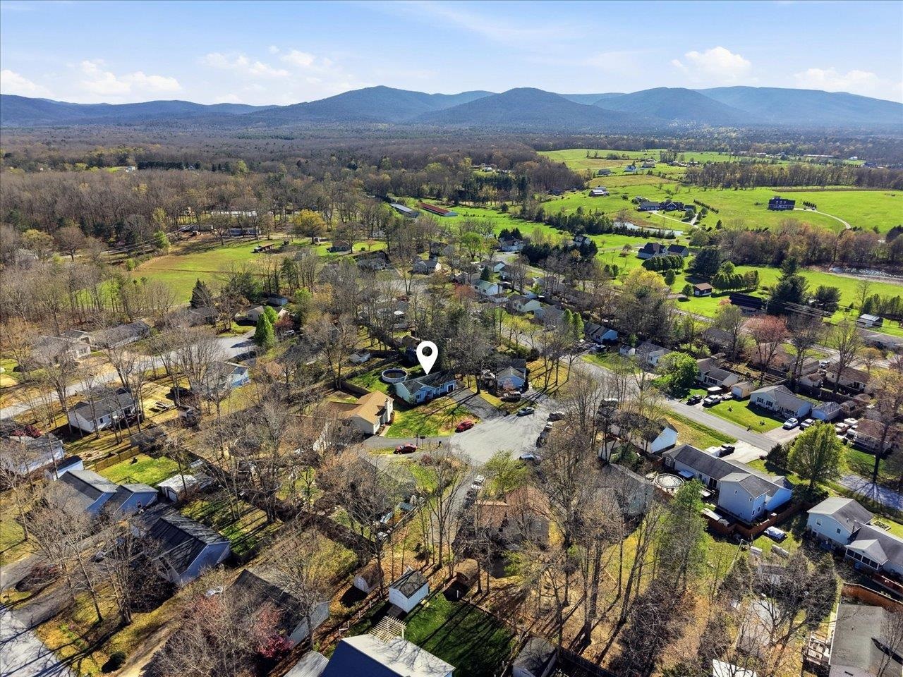 13 KINGSTON CT, STUARTS DRAFT, Virginia 24477, 3 Bedrooms Bedrooms, ,2 BathroomsBathrooms,Residential,13 KINGSTON CT,675667 MLS # 675667