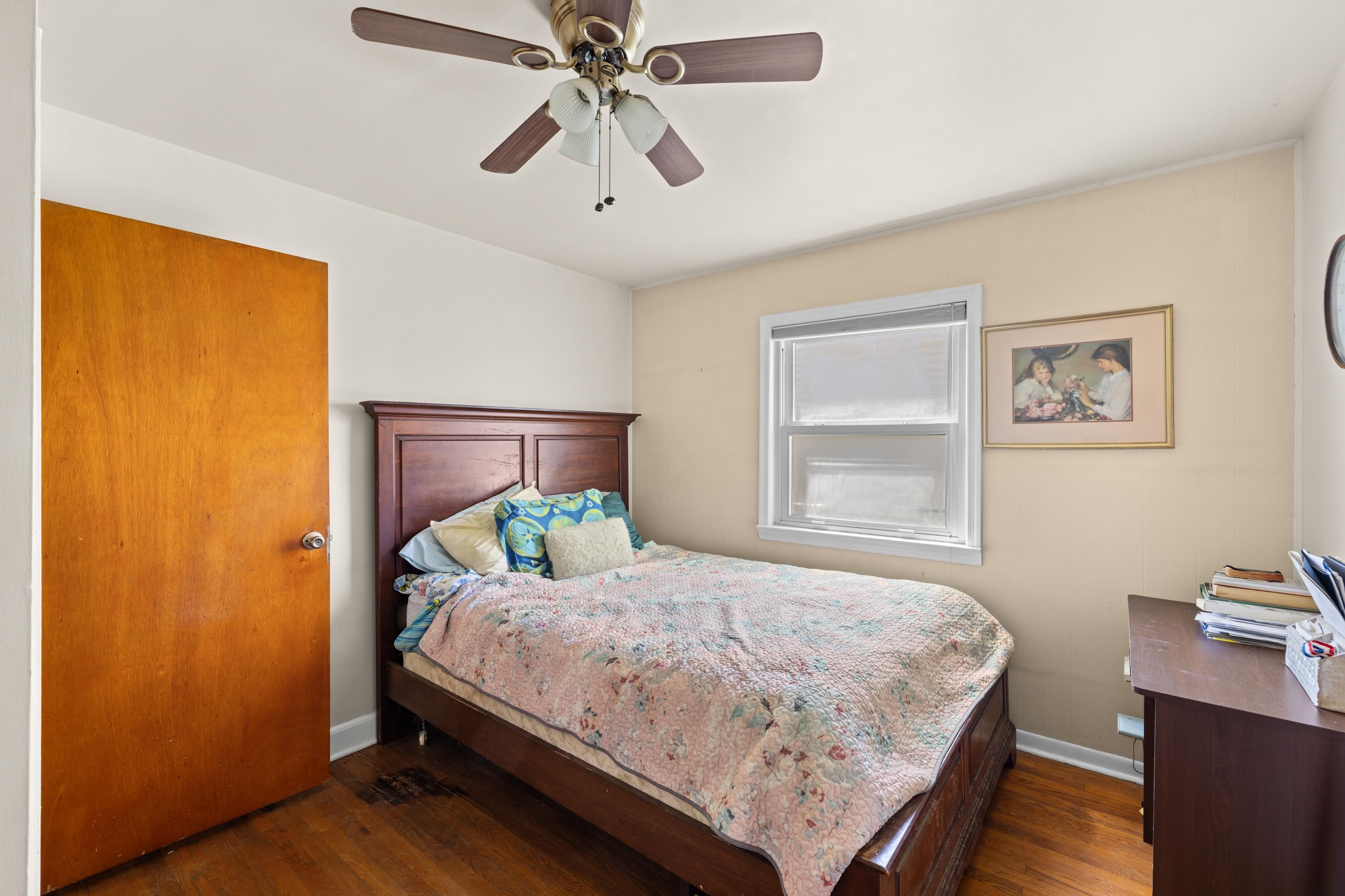 139 STRAITH ST, STAUNTON, Virginia 24401, 3 Bedrooms Bedrooms, ,1 BathroomBathrooms,Residential,139 STRAITH ST,675668 MLS # 675668