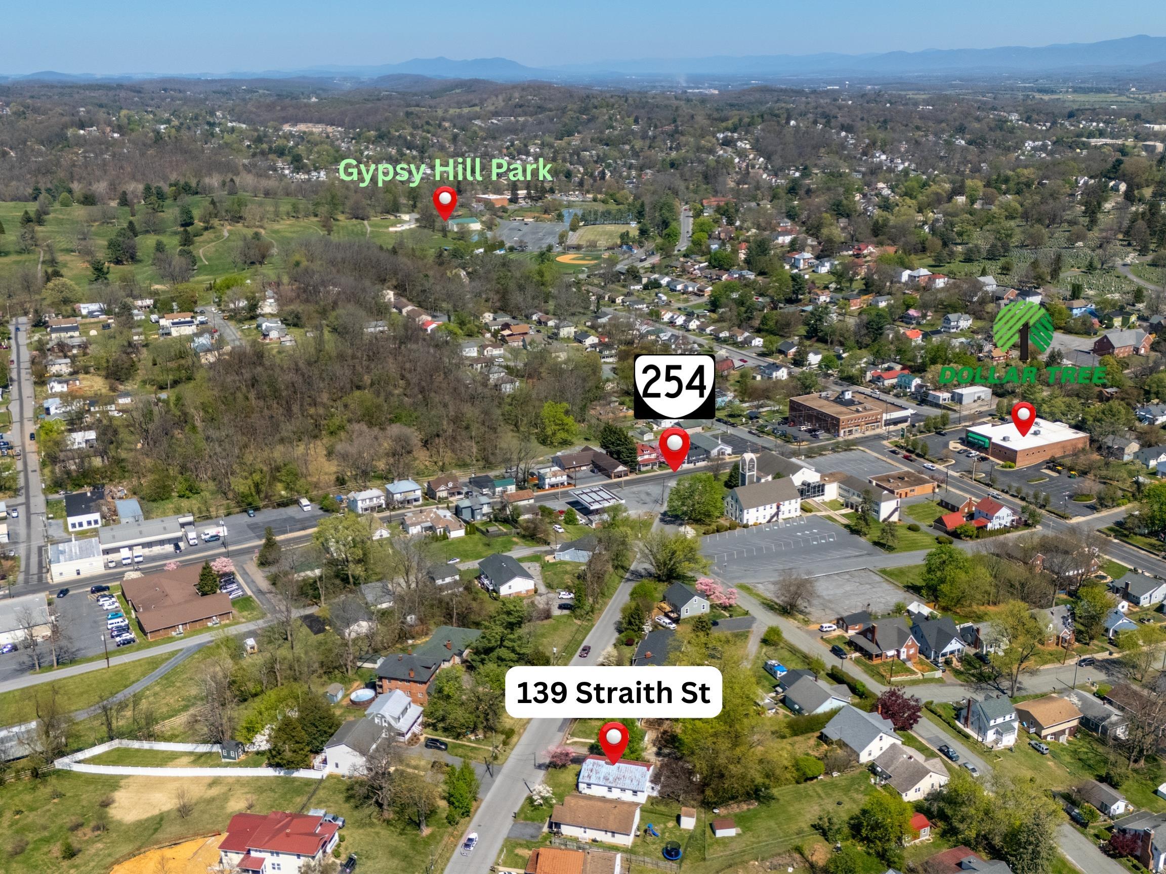 139 STRAITH ST, STAUNTON, Virginia 24401, 3 Bedrooms Bedrooms, ,1 BathroomBathrooms,Residential,139 STRAITH ST,675668 MLS # 675668