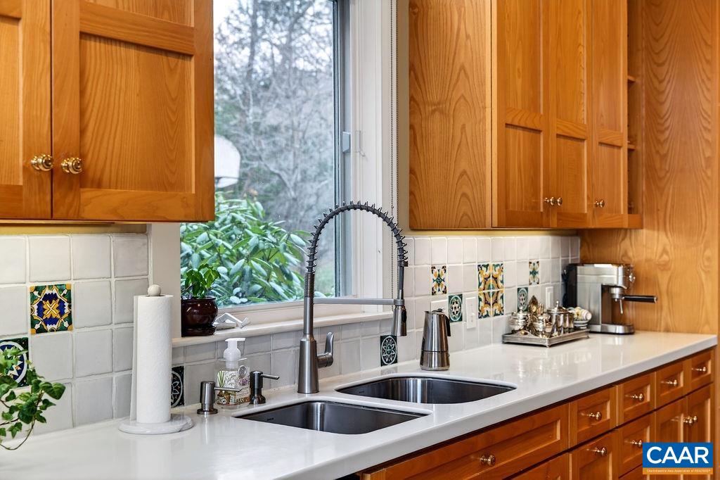 228 HIDDEN SPRINGS LN, NELLYSFORD, Virginia 22958, 4 Bedrooms Bedrooms, ,3 BathroomsBathrooms,Residential,228 Hidden Springs Lane,228 HIDDEN SPRINGS LN,675670 MLS # 675670