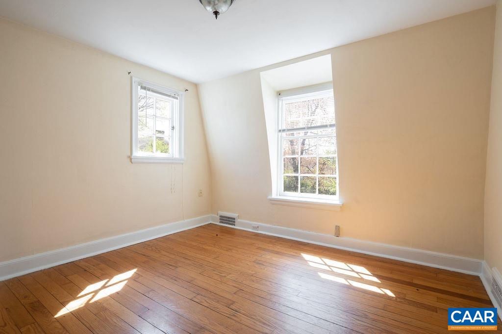 2401 FONTAINE AVE, CHARLOTTESVILLE, Virginia 22903, 6 Bedrooms Bedrooms, ,4 BathroomsBathrooms,Residential,2401 FONTAINE AVE,675672 MLS # 675672 2401 FONTAINE AVE, CHARLOTTESVILLE, Virginia 22903, 6 Bedrooms Bedrooms, ,4 BathroomsBathrooms,Residential,2401 FONTAINE AVE,675672 MLS # 675672