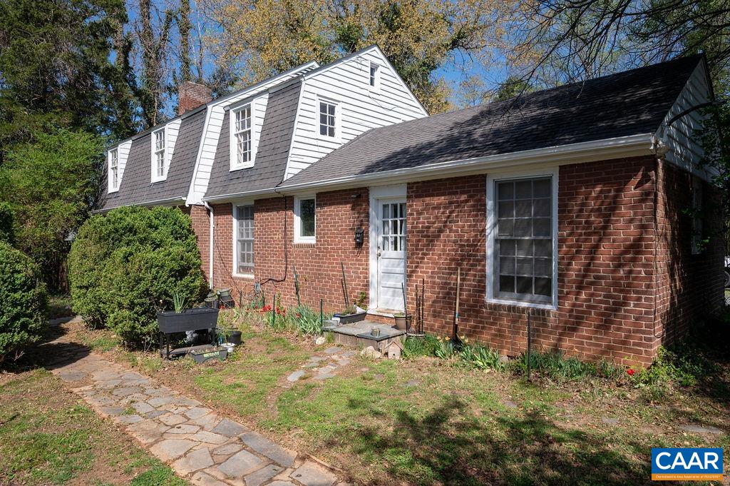 2401 FONTAINE AVE, CHARLOTTESVILLE, Virginia 22903, 6 Bedrooms Bedrooms, ,4 BathroomsBathrooms,Residential,2401 FONTAINE AVE,675672 MLS # 675672 2401 FONTAINE AVE, CHARLOTTESVILLE, Virginia 22903, 6 Bedrooms Bedrooms, ,4 BathroomsBathrooms,Residential,2401 FONTAINE AVE,675672 MLS # 675672