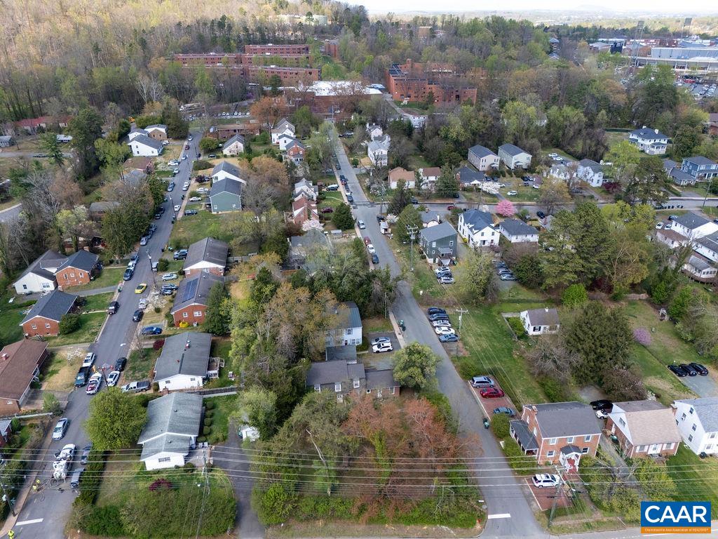 2401 FONTAINE AVE, CHARLOTTESVILLE, Virginia 22903, 6 Bedrooms Bedrooms, ,4 BathroomsBathrooms,Residential,2401 FONTAINE AVE,675672 MLS # 675672 2401 FONTAINE AVE, CHARLOTTESVILLE, Virginia 22903, 6 Bedrooms Bedrooms, ,4 BathroomsBathrooms,Residential,2401 FONTAINE AVE,675672 MLS # 675672